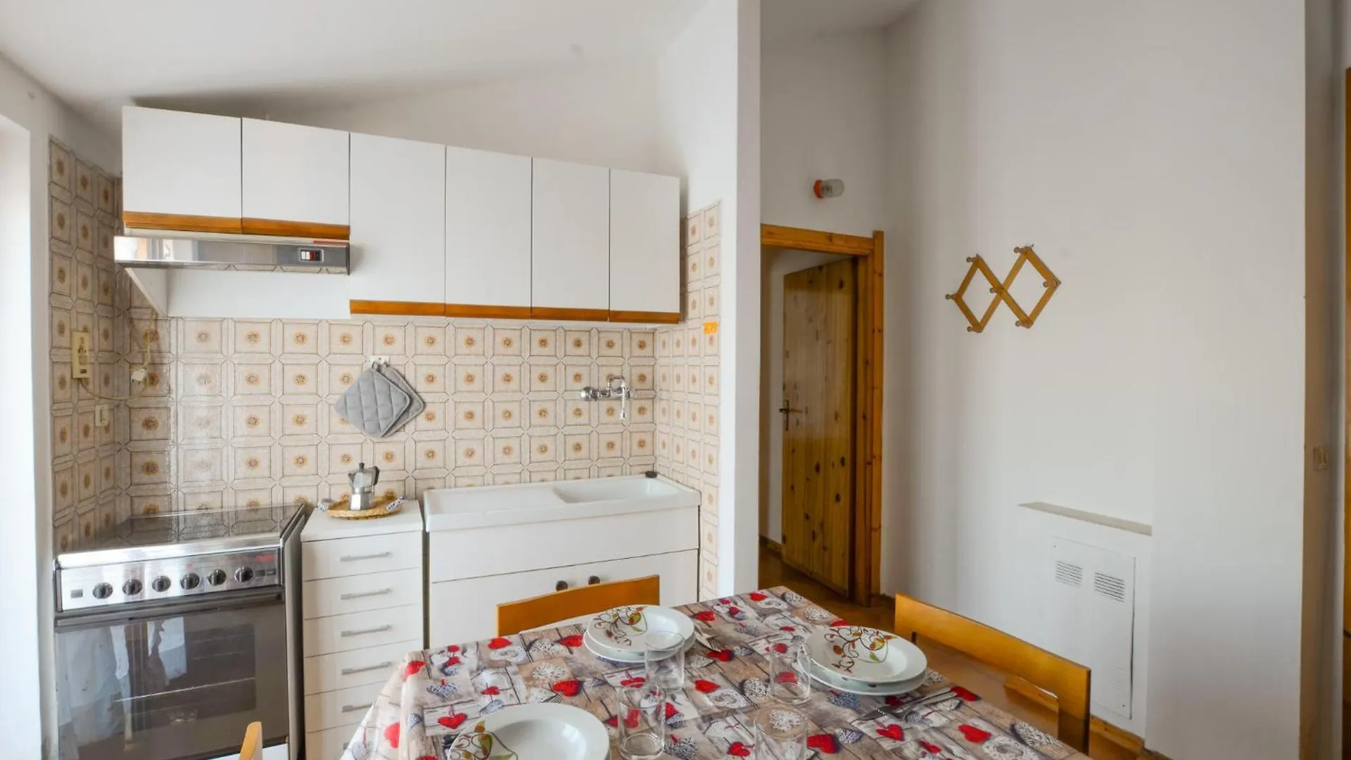 Domus Dado Apartment Tavarone