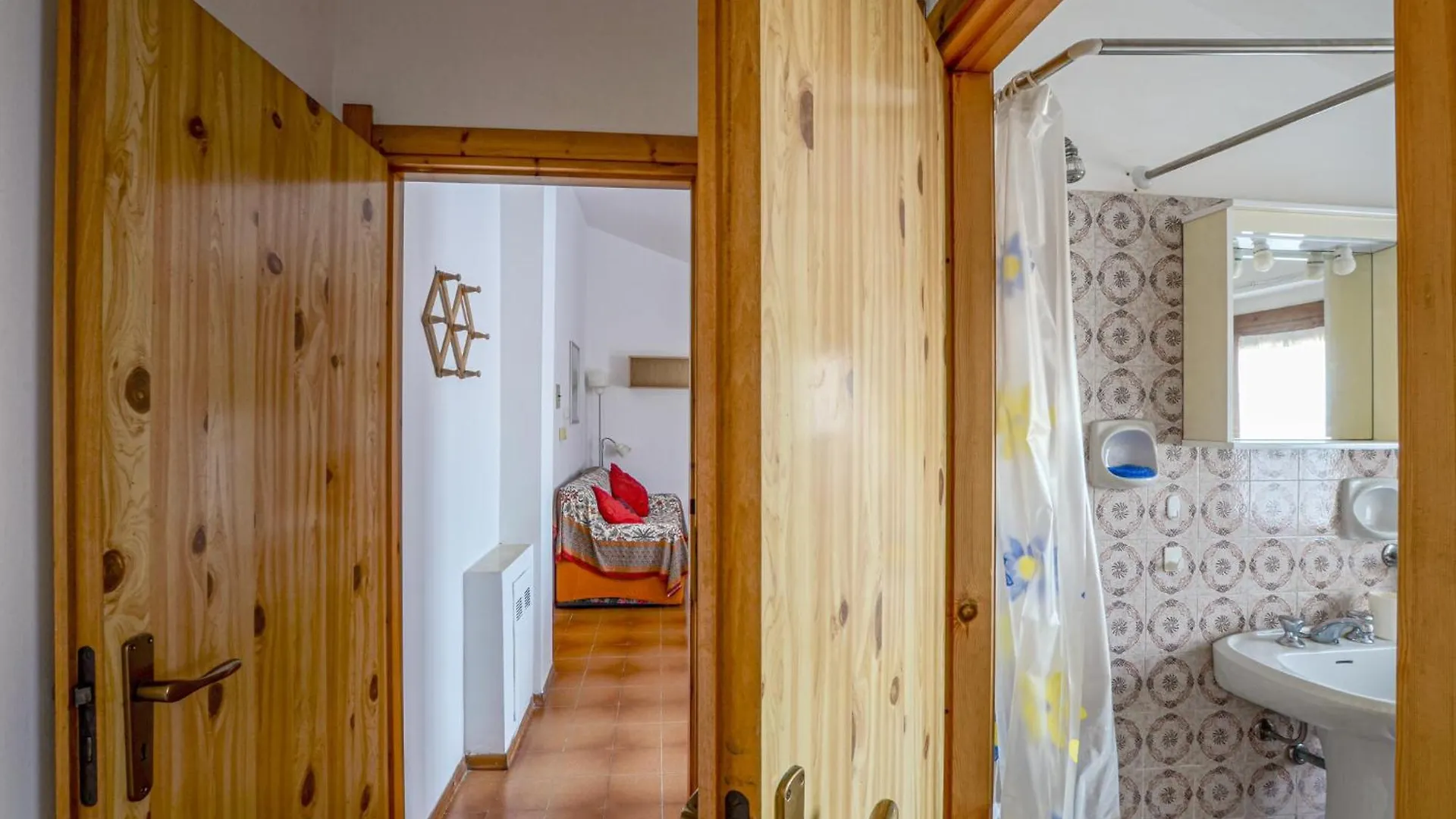 Domus Dado Apartment Tavarone